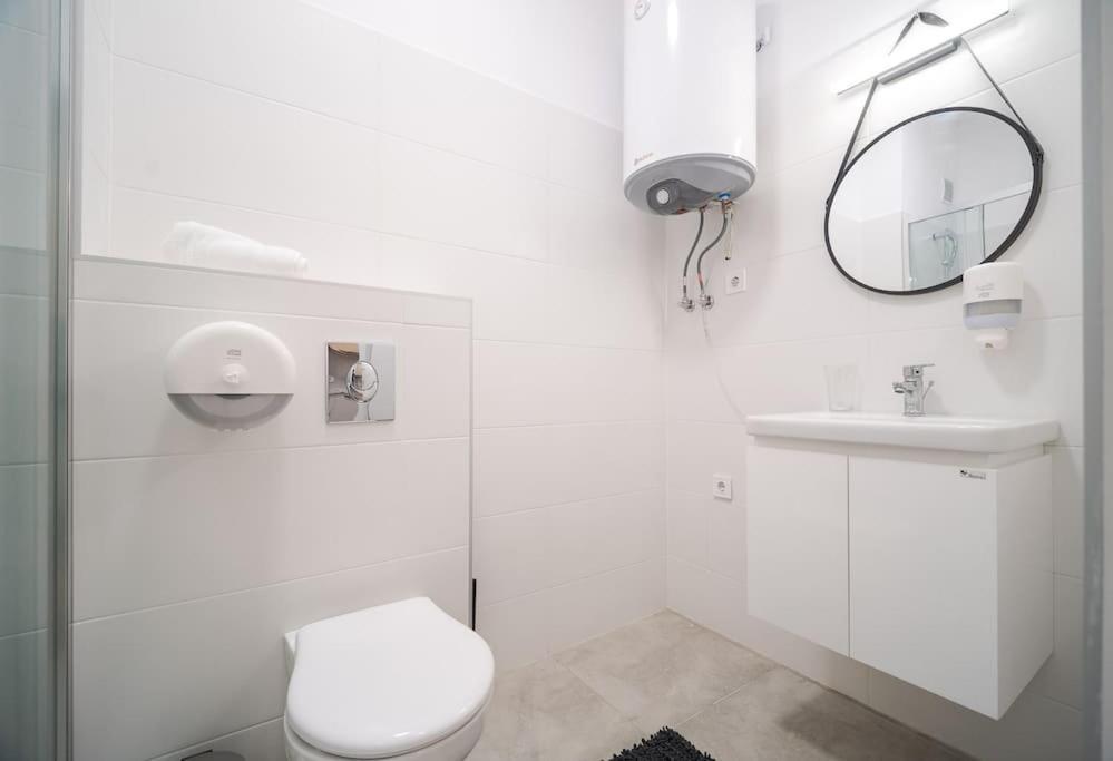 Mycampus 1 Bdrm, Stay 4, Free Parking, Garden, Self Check-In 索菲亞 外观 照片